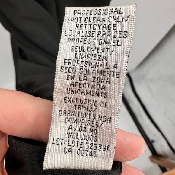 JS COLLECTIONS NWT Black Halter Full Length Gown Dress // 6 - Picture 13 of 13